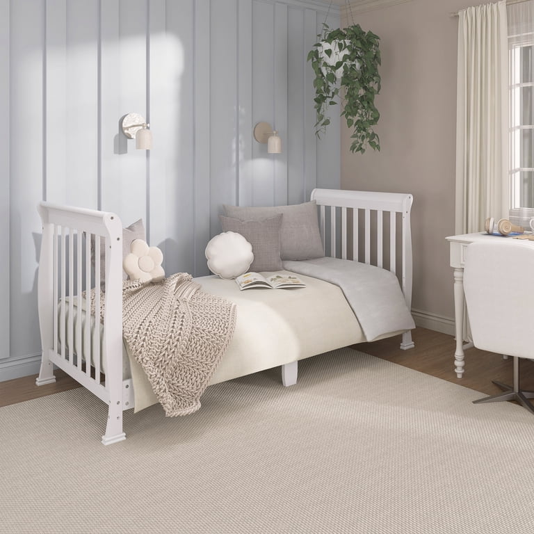 Dream On Me Violet 7-in-1 Convertible Wood Transition Bed - White