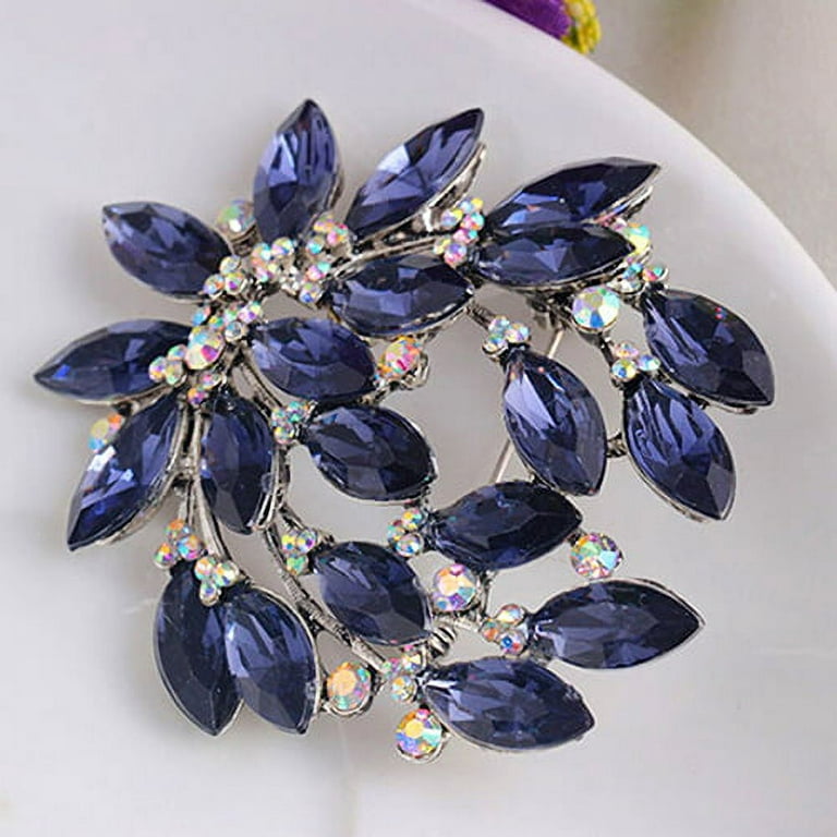 Crystal Brooch Elegant Blue Flower Cluster Floral Pendant Woman Brooch Pin