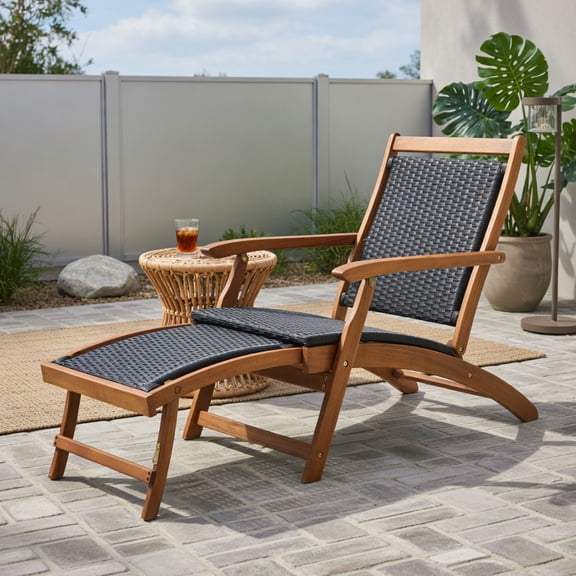 Resenkos Outdoor Chaise Lounge Chair, Patio Rattan Folding Lounge Chair with Acacia Wooden Frame Retractable Footrest, Portable Recliner for Lawn Garden Beach Yard