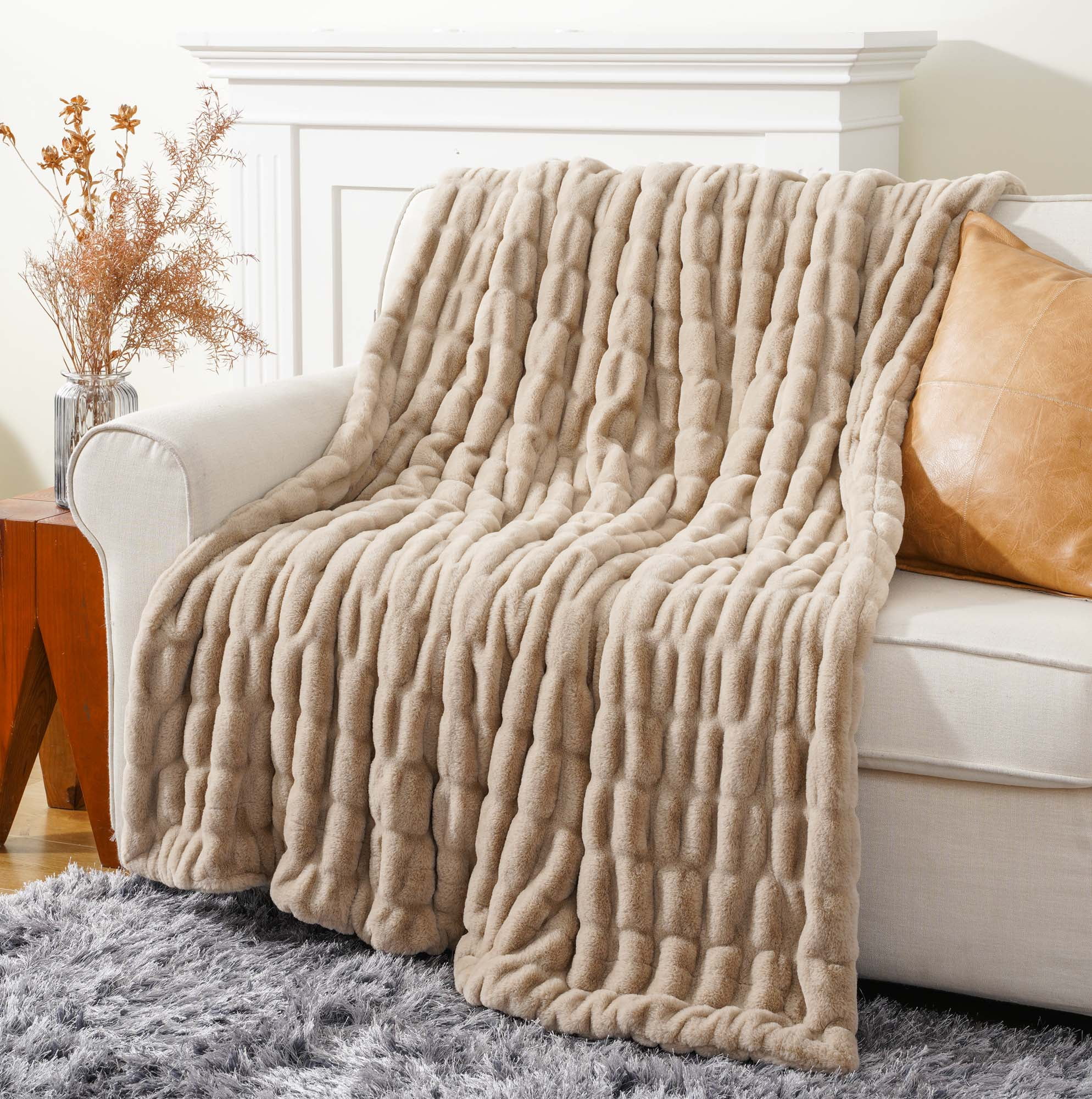 Battilo Fuzzy Faux Fur Throw Blanket, Soft Warm Reversible Rabbit Fur