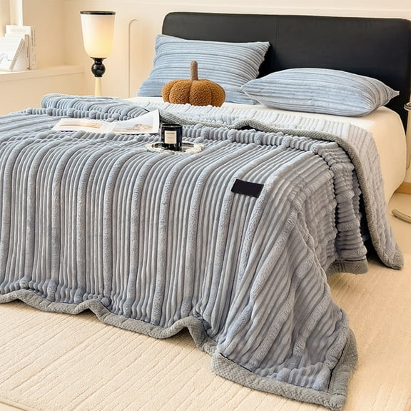 Rabbits Furs Blanket, Thickened Office Nap Blanket, Cozy Fleece Throw for Sofa and Bed, Warm and Stylish, Perfect for Winter Use, Air Conditioning Blanket for Cold Weather