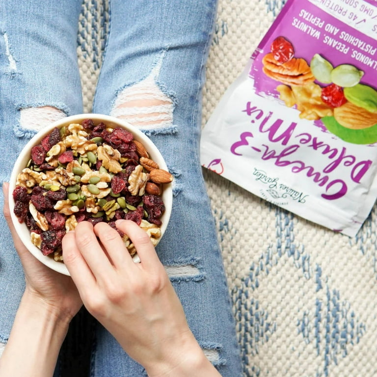 Nature's Garden Omega-3 Deluxe Mix, Nuts and Seeds, Cranberries