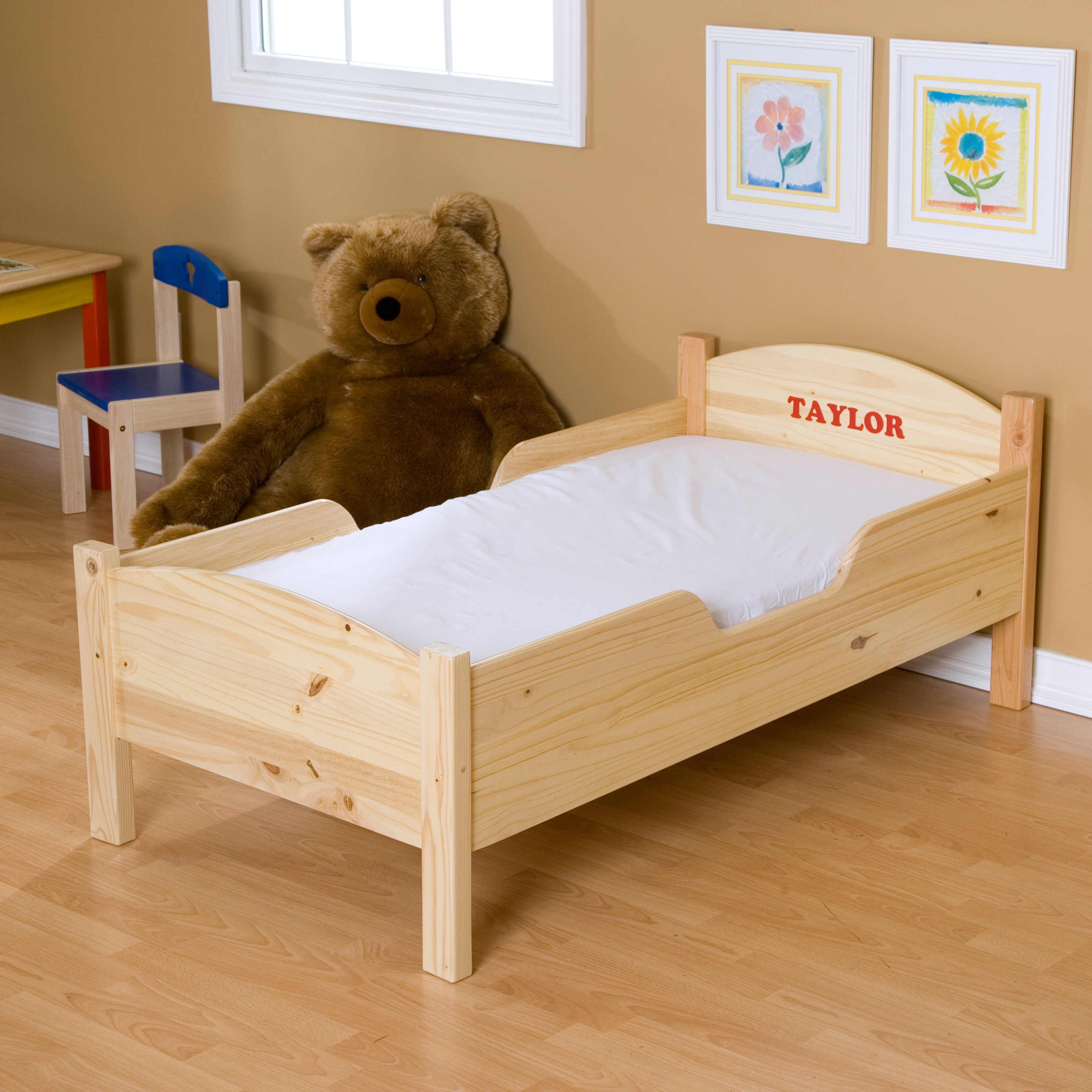 Little Colorado Personalized Traditional Toddler Bed