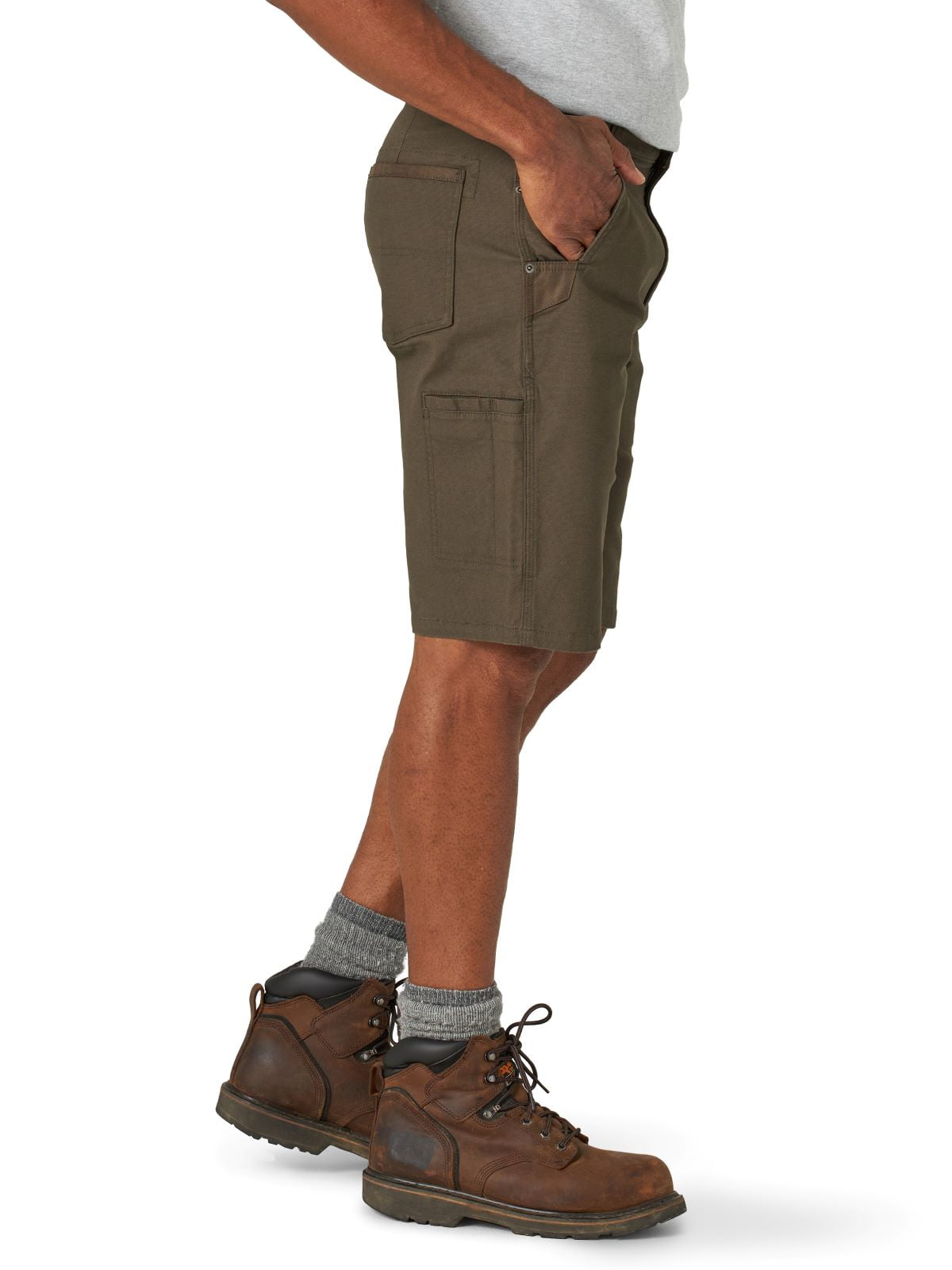 Wrangler® Workwear Men’s Modern Relaxed Fit Carpenter Short, Sizes 32-44