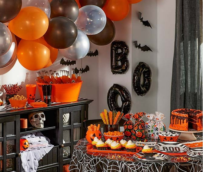 Halloween Decor