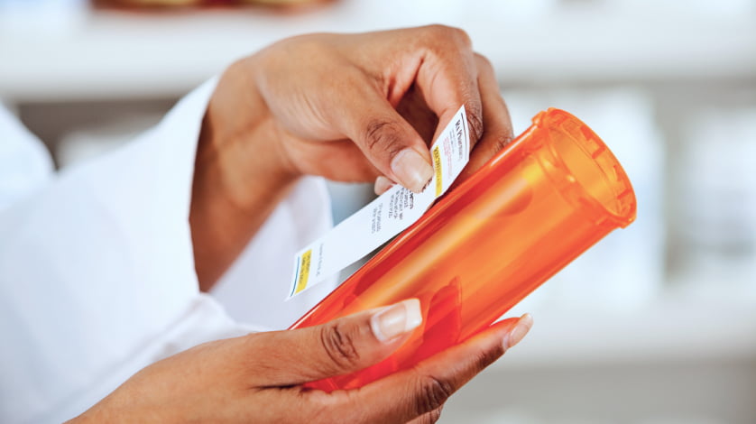 How Long Does Walmart Pharmacy Hold Prescriptions? (2022)