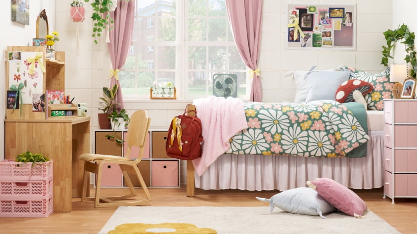 Cottagecore dorm room