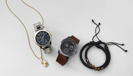 Image of men’s watches and jewelry.