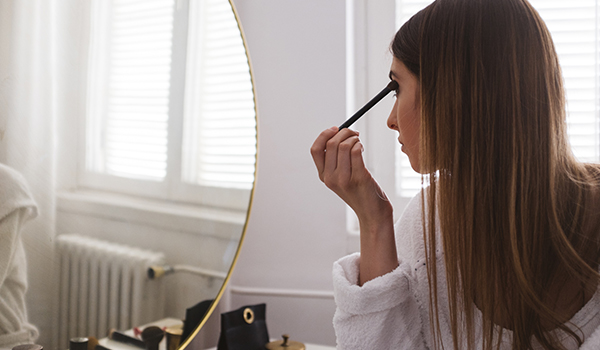 38289-156825_Beauty_Brush_up_on_makeup_brushes how to care for your makeup brushes