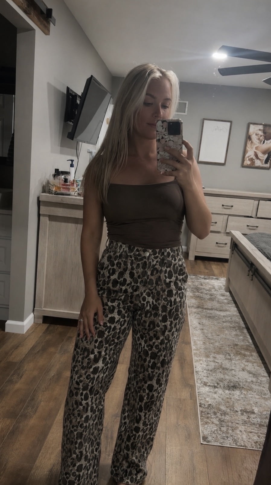 , Shop post, 