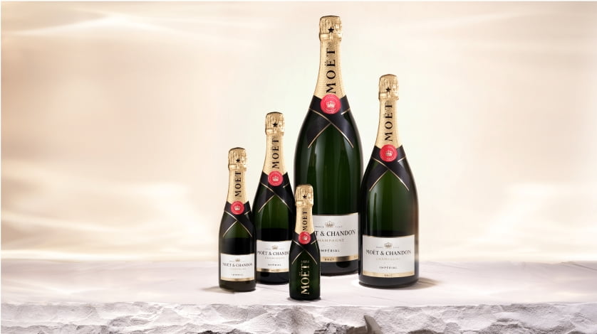 Moet & Chandon Champagne - NV (Lot 5341 - Fine WineSep 17
