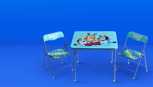 A folding table and two chairs are designed with the characters from Bluey.