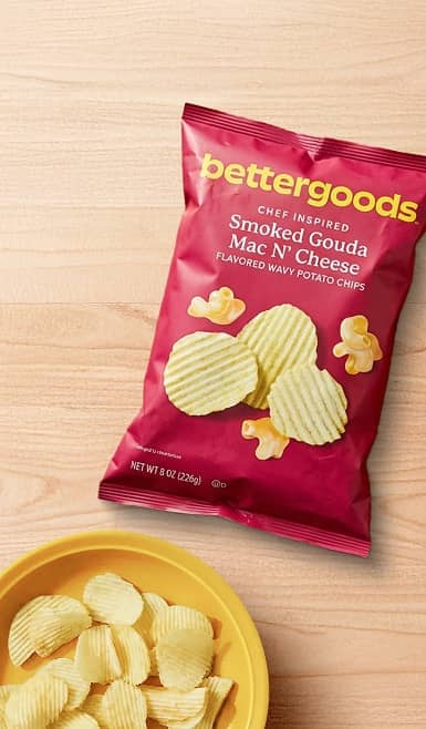 A bag of bettergoods smoked gouda mac and cheese chips is shown.