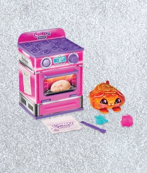 Cookeez Makery Cinnamon Treatz Pink Oven, Scented, Interactive Plush, Styles Vary, Ages 5+