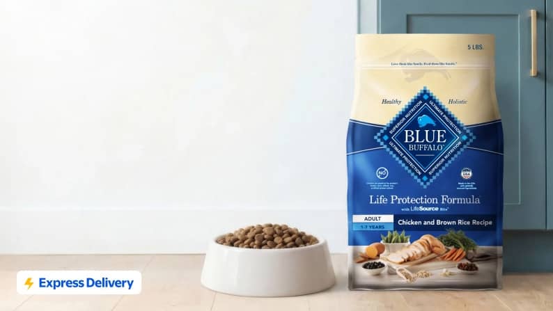 Blue Buffalo Life Protection Formula dry dog food featuring a chicken and brown rice recipe.