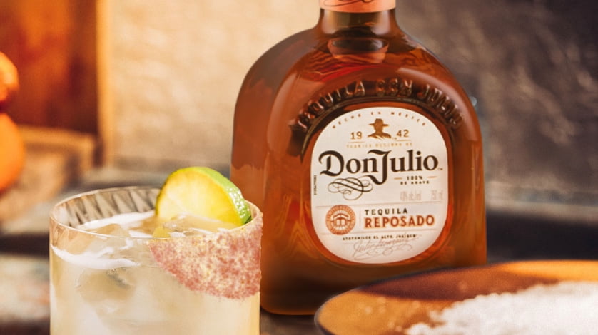 ドン フリオ 高級テキーラ DON JULIO 70周年記念ボトル 日本未