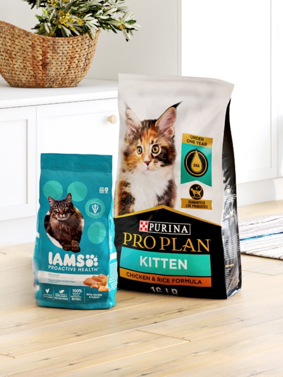 Meow Mix Cat Food in Meow Mix