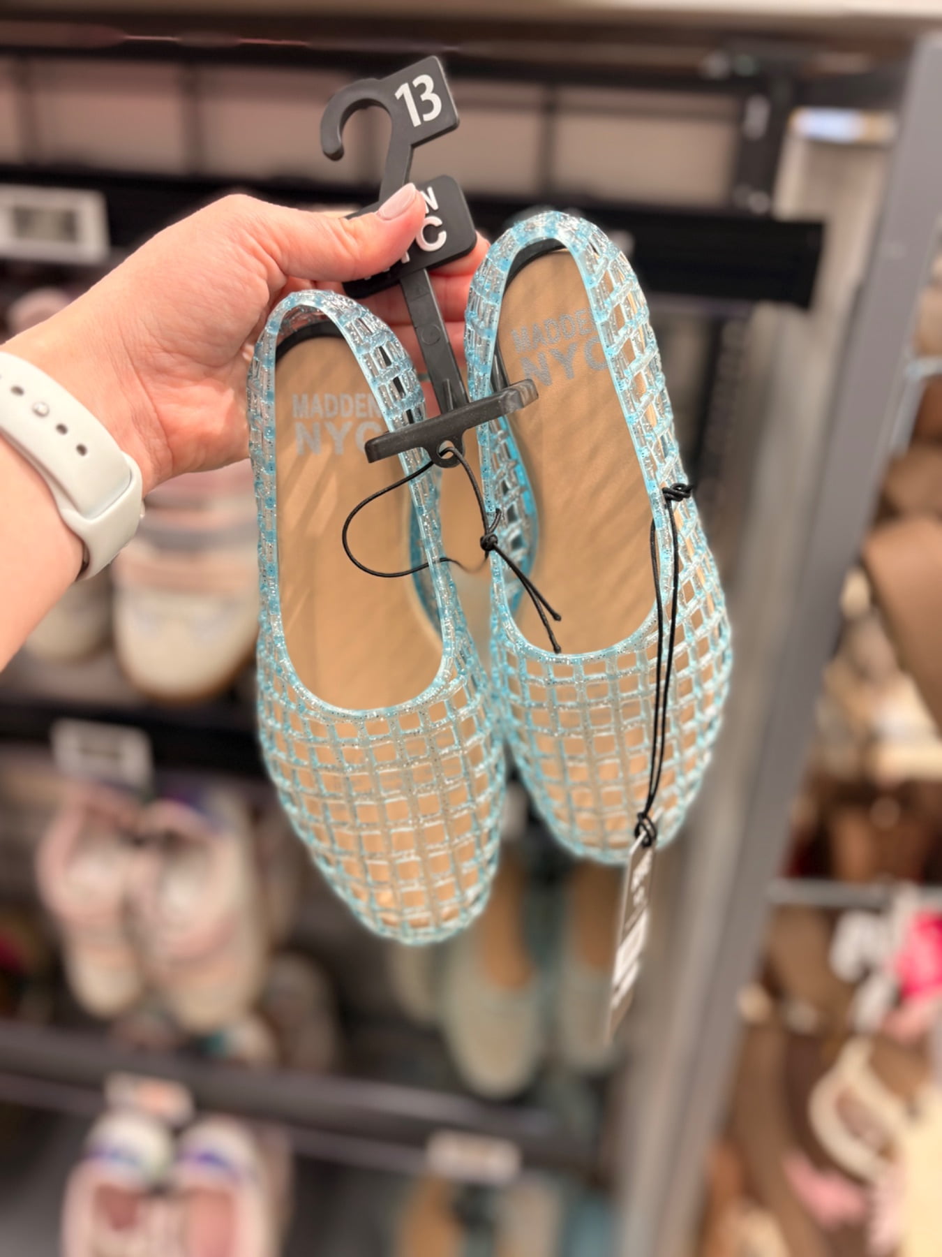 , Shop post, 
