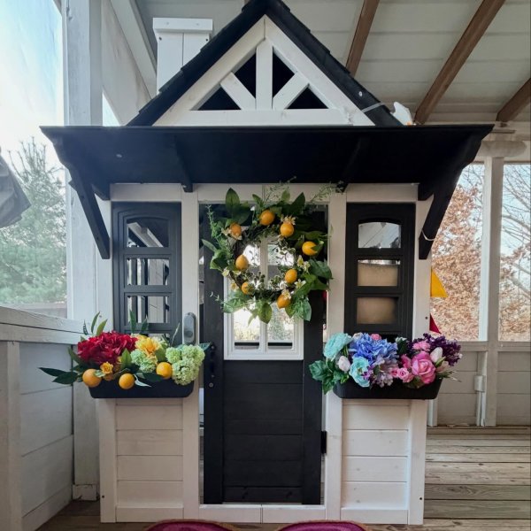 Photo from @meg_fowler_ handle, with 1 product.