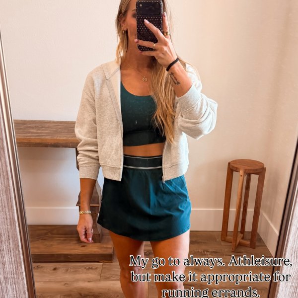 Photo from @blondewithabudget__ handle, with 2 products.