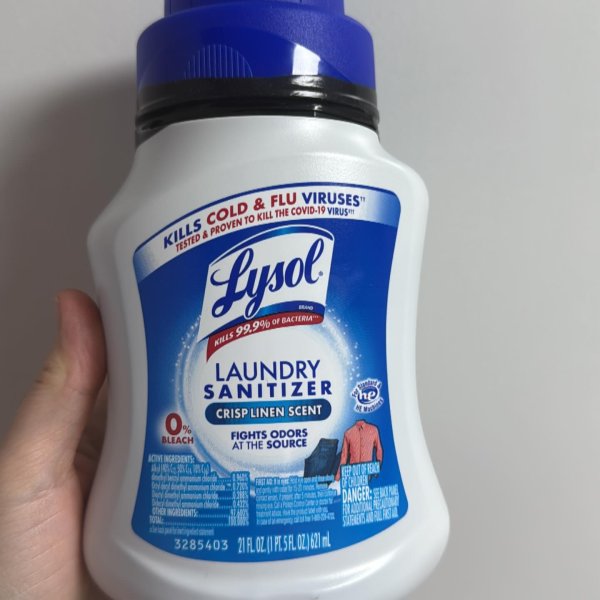 Photo from @liliyasemak handle, with 1 product.