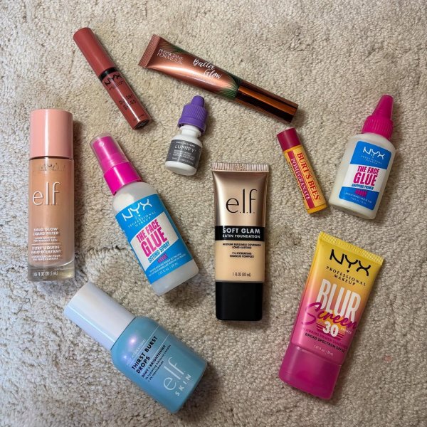 Photo from @smainsbeauty handle, with 1 product.