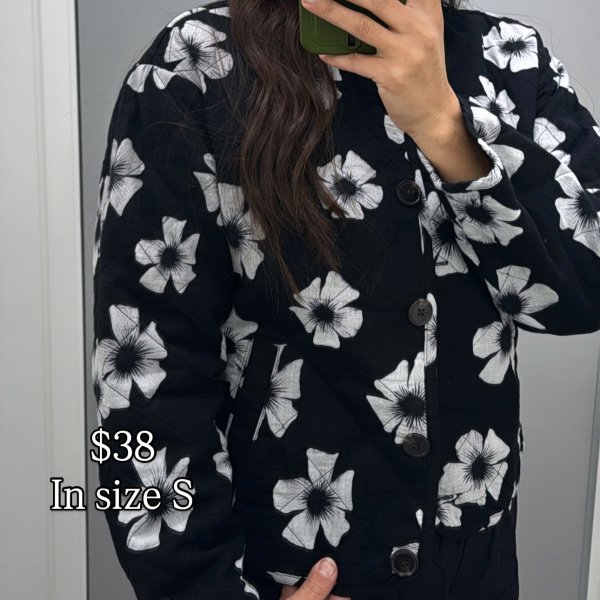 Photo from @shopthedealwithme handle, with 1 product.