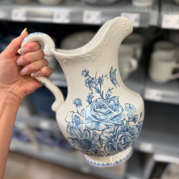 Photo from @walmartfinds handle, with 1 product.