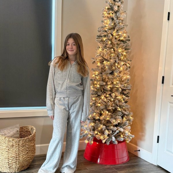 Photo from @whatmandi6 handle, with 1 product.