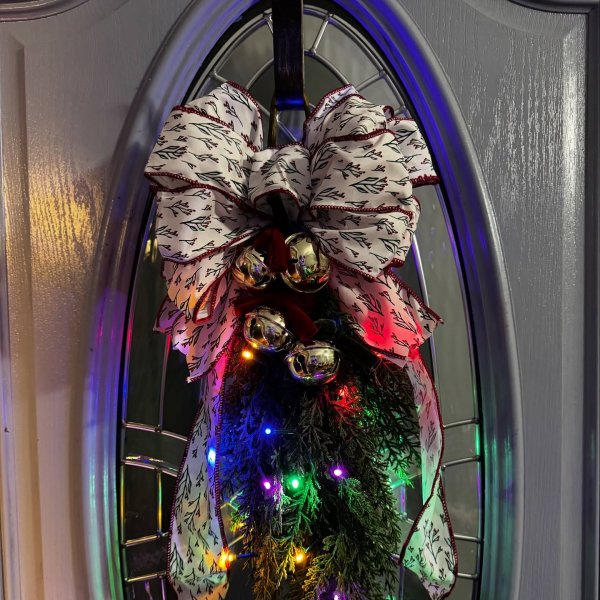 Photo from @messymomcore handle, with 1 product.