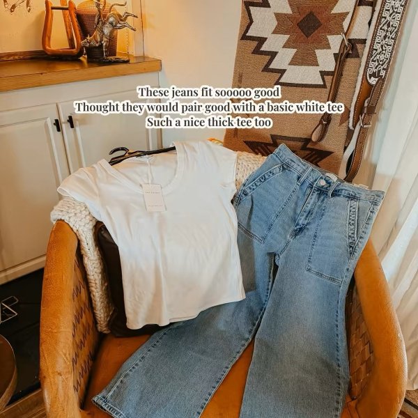 Photo from @cheyswindle handle, with 2 products.