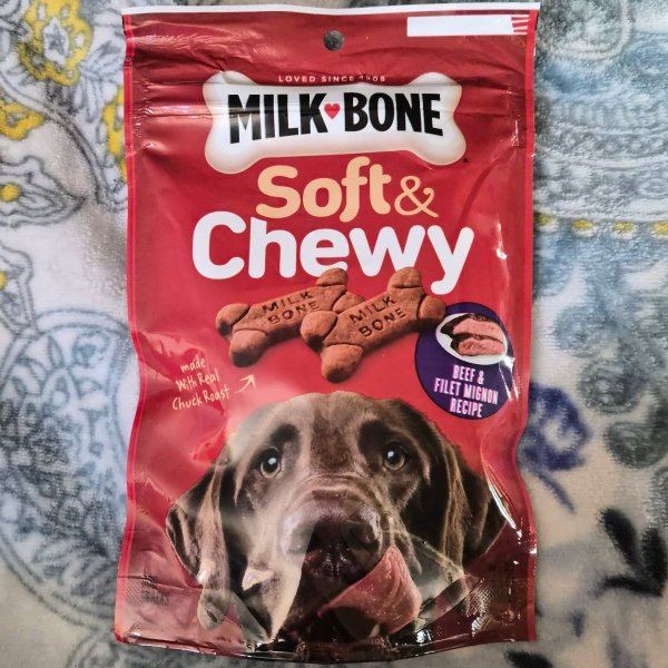 Photo from @snowjbythepool handle, with 1 product.