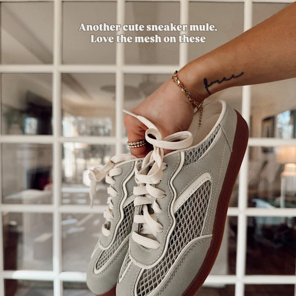 Photo from @hannaehenderson handle, with 1 product.