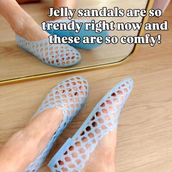 Photo from @ericawearsit handle, with 1 product.