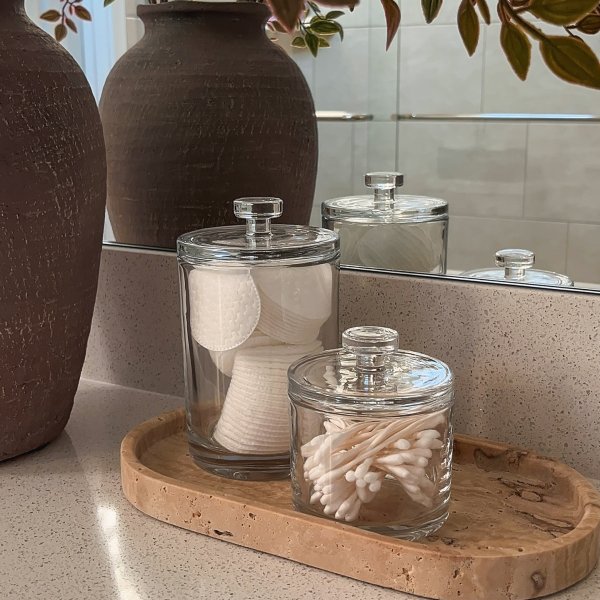 Photo from @le.icallithome handle, with 1 product.