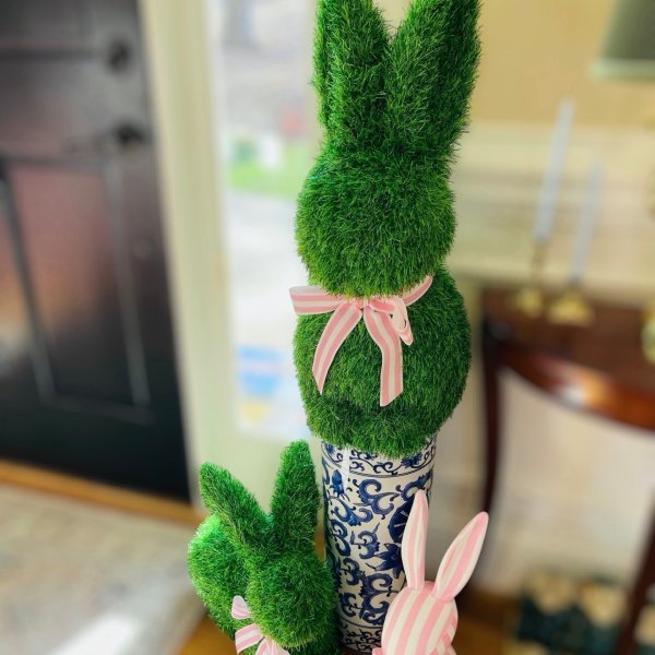 Photo from @mrspreppyrebel handle, with 3 products.