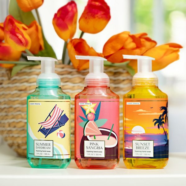 Photo from @myscenttheory handle, with 1 product.