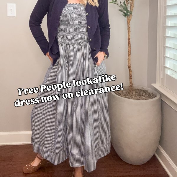 Photo from @thewalguide handle, with 3 products.