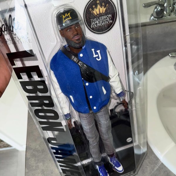 Photo from @tynicole00 handle, with 1 product.