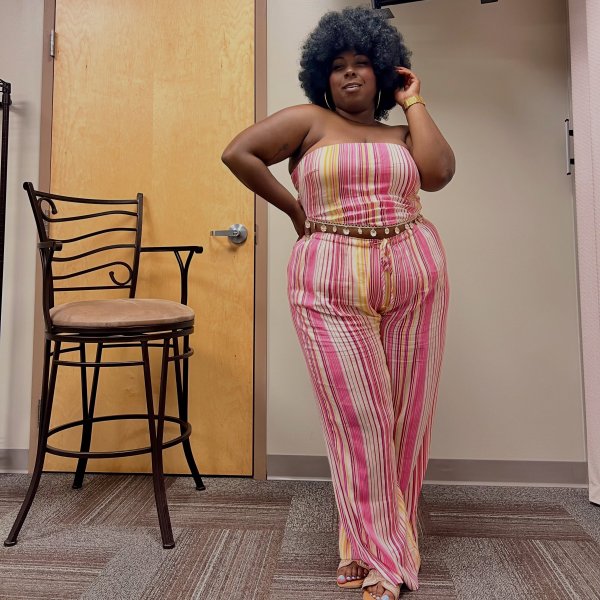 Photo from @queenbwavin handle, with 1 product.