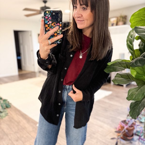 Photo from @heyitsabbeyb handle, with 2 products.