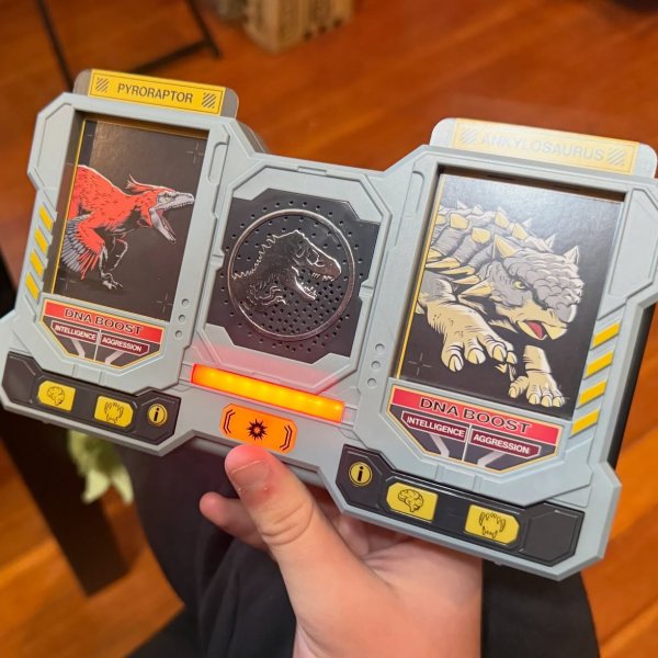 Photo from @we_dig_dinos handle, with 1 product.