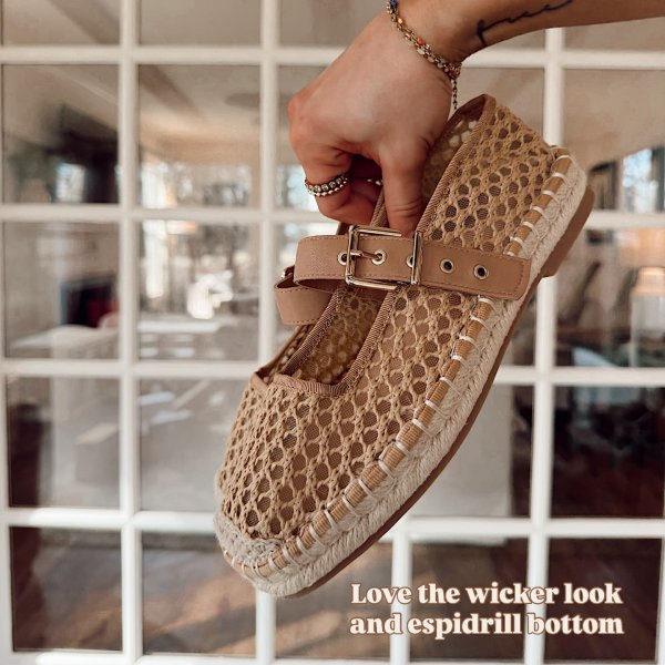 Photo from @hannaehenderson handle, with 1 product.