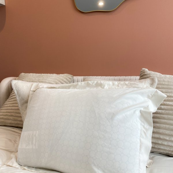 Deluxe Comfort Cover For Micro Bead Cloud Pillow – Queen Size, Crescent Shape, Breathable