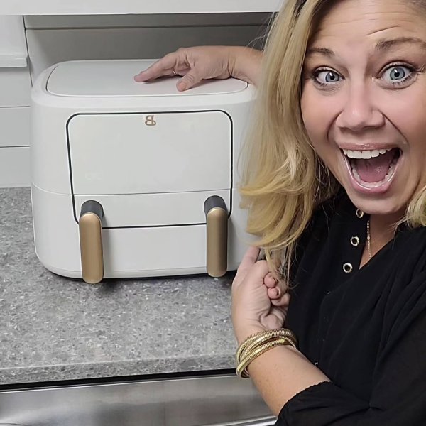 Photo from @mamadarestodiy handle, with 1 product.