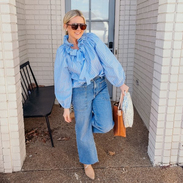 Photo from @_raisinglittlecarters handle, with 1 product.