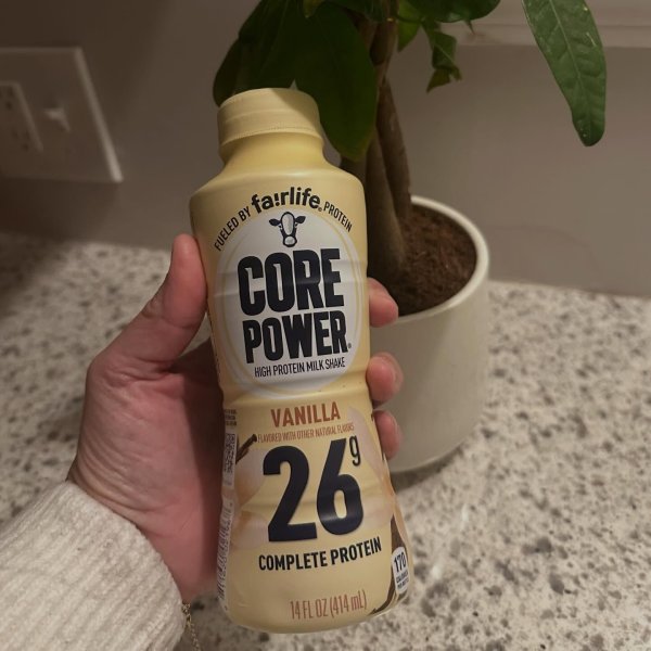 Photo from @mrstirado3 handle, with 1 product.