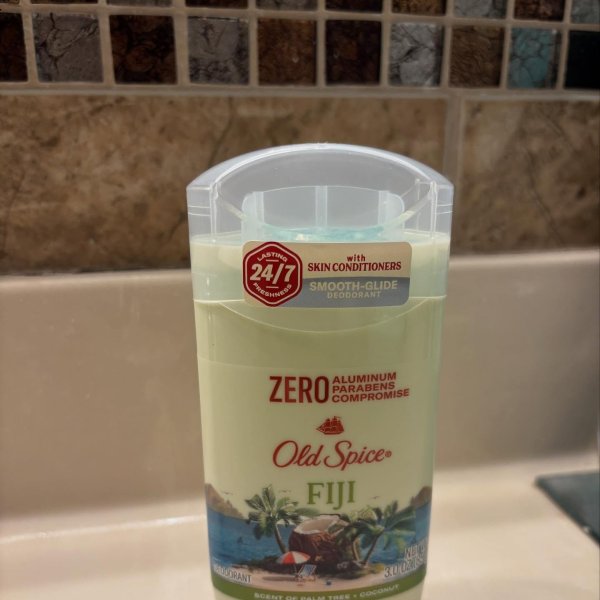 Photo from @lets.test.it101 handle, with 1 product.