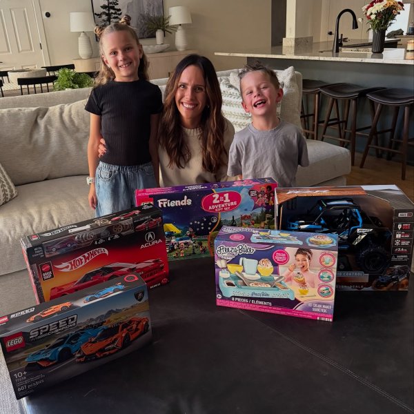 Photo from @hungryrunnergirl handle, with 3 products.