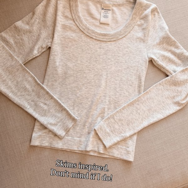 Photo from @blondewithabudget__ handle, with 1 product.